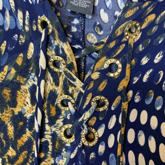 Chelsea & Theodore Blue Cream Modern Animal Print Top Women's Plus Size … - Picture 7 of 11